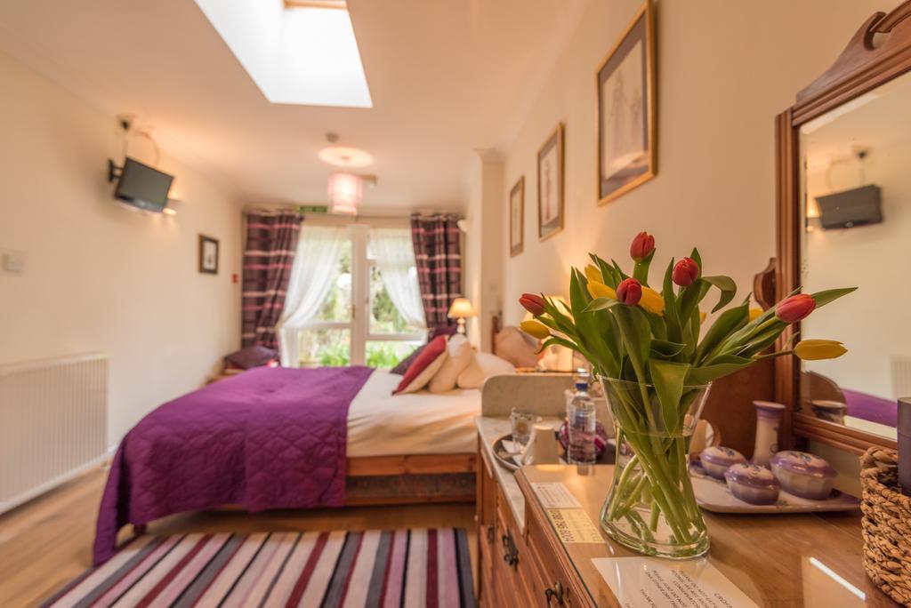 Crofters Guest House Witney Exterior foto